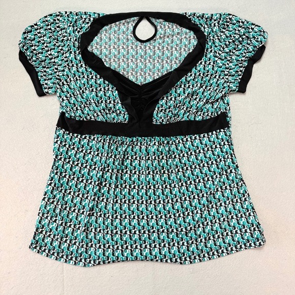 Maurices Teal Blouse Geometric Print Keyhole Neck Top Short‎ Sleeve Size S - Picture 1 of 7